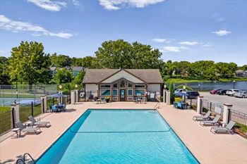 Resort-style swimming pool